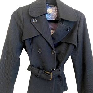Old Navy Short Double Breasted Belted Coat. Size Small. Pre-owned